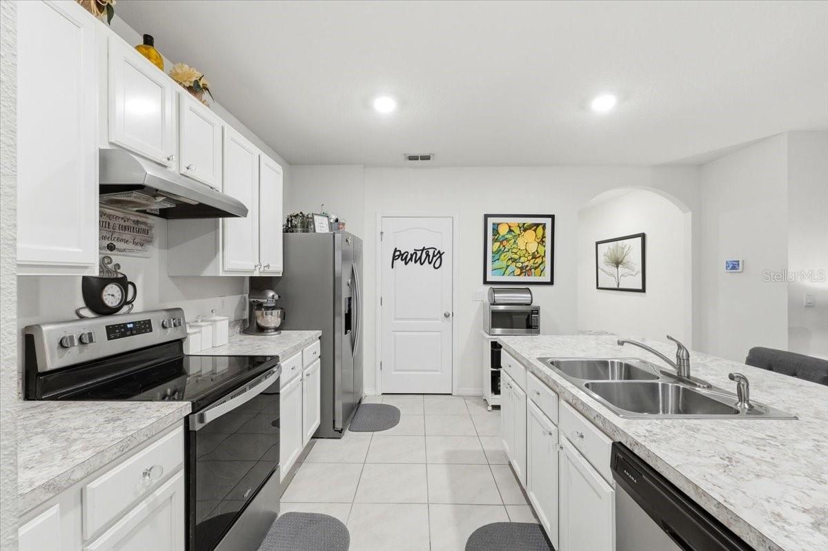 Image 13 of 30 For 124 Emanuelle Drive