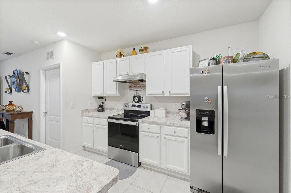 Image 15 of 30 For 124 Emanuelle Drive