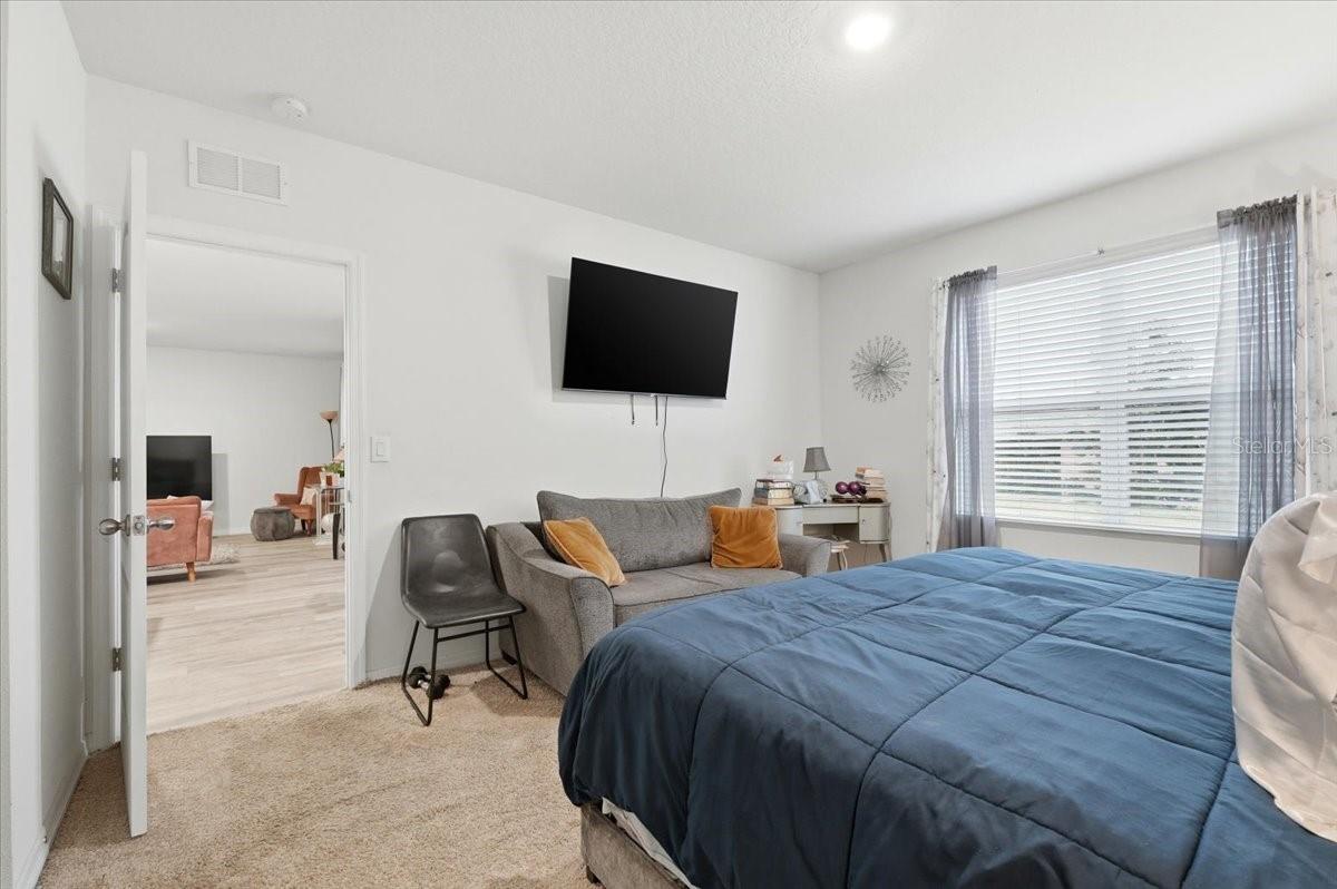 Image 17 of 30 For 124 Emanuelle Drive