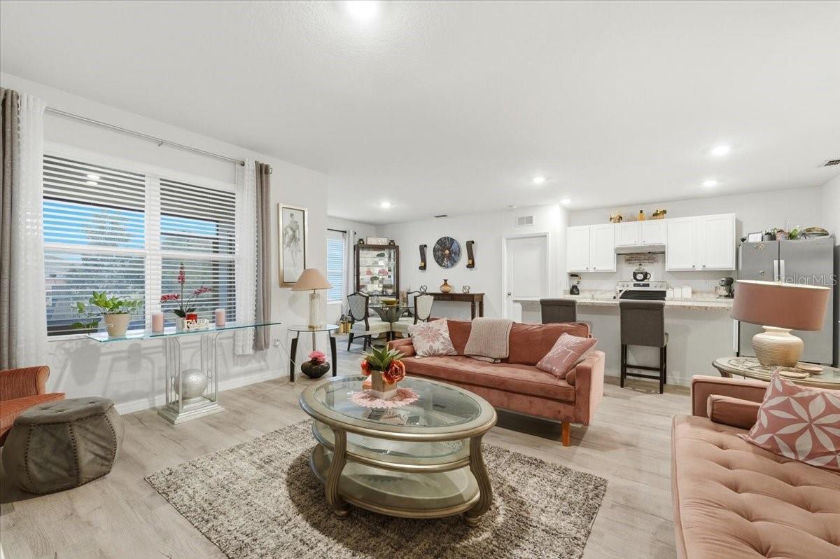 Image 9 of 30 For 124 Emanuelle Drive