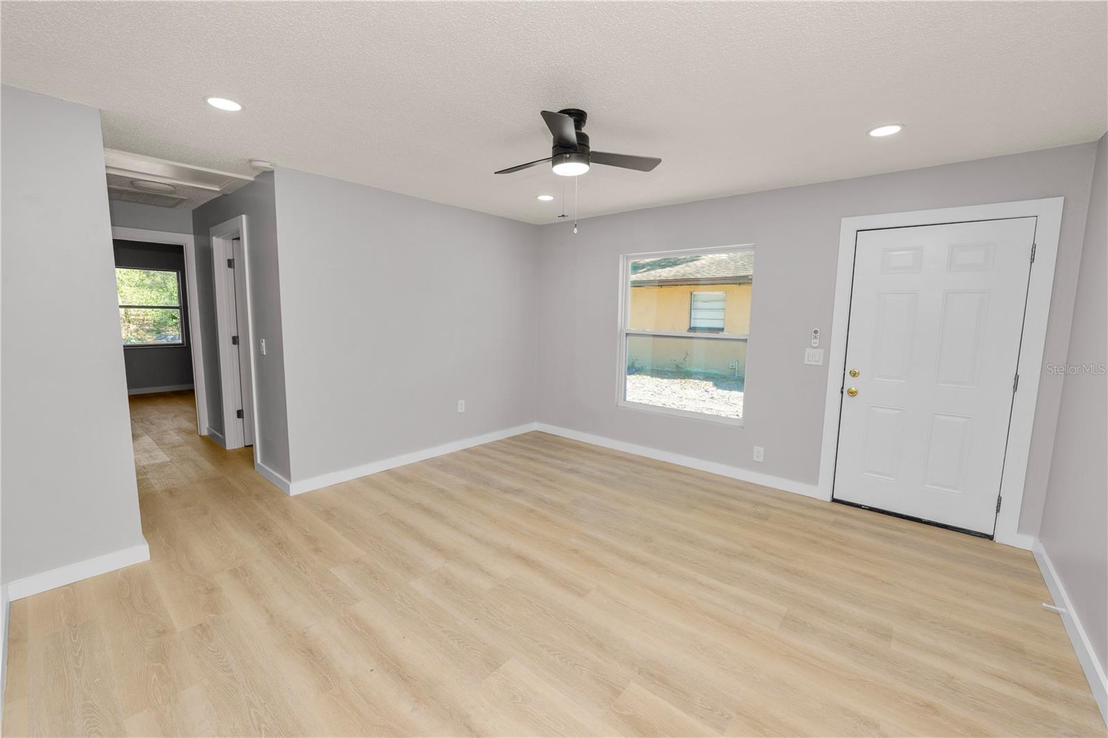 Image 22 of 31 For 2493 Chestnut Woods Drive 2495