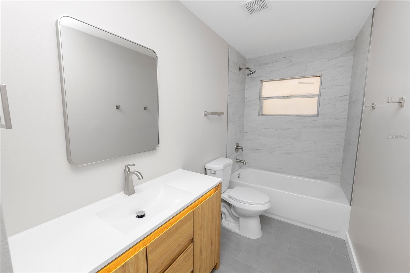 Image 25 of 31 For 2493 Chestnut Woods Drive 2495