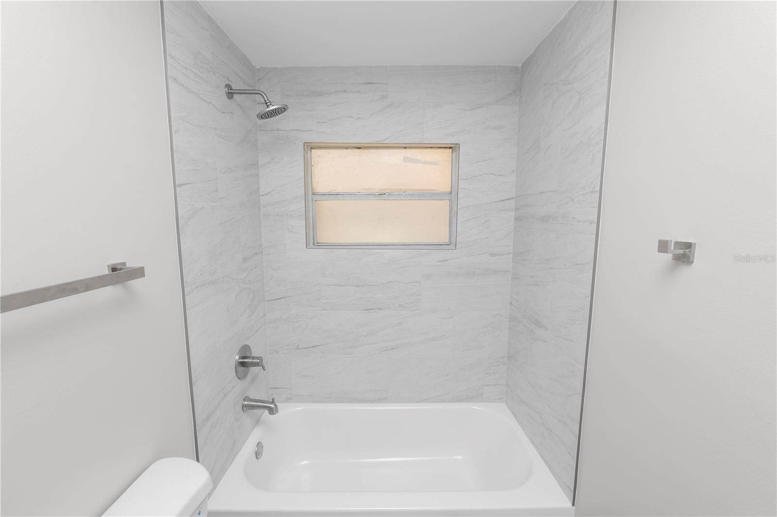 Image 26 of 31 For 2493 Chestnut Woods Drive 2495