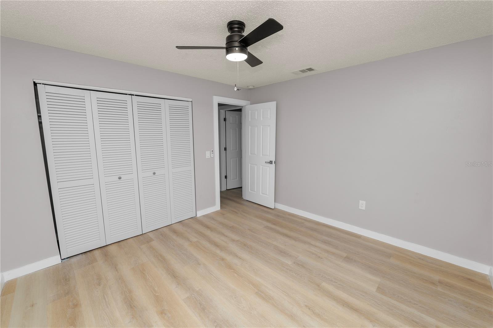 Image 27 of 31 For 2493 Chestnut Woods Drive 2495