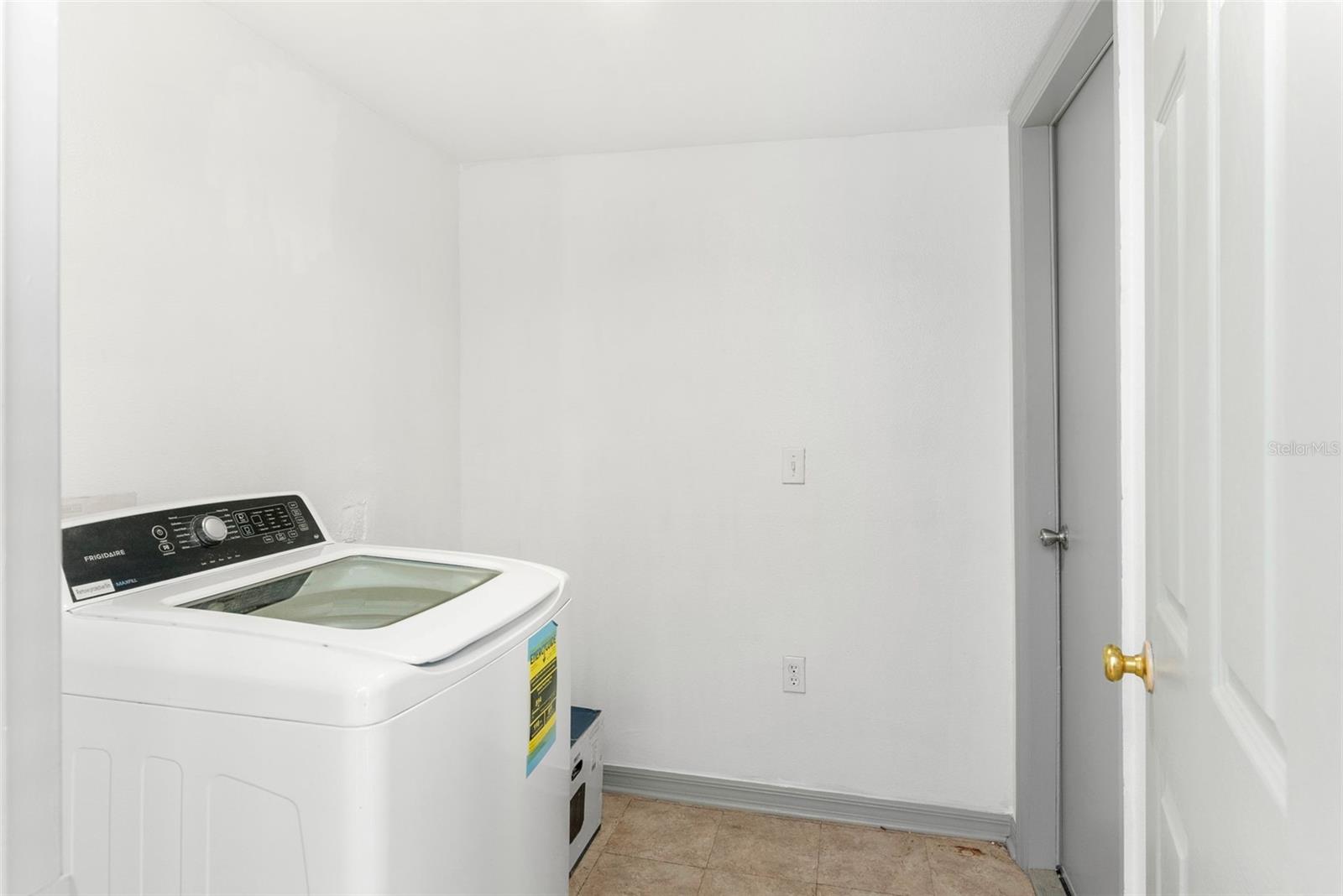 Image 19 of 37 For 125 Vista View Avenue