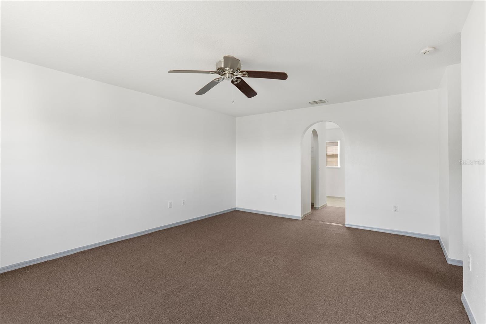 Image 22 of 37 For 125 Vista View Avenue