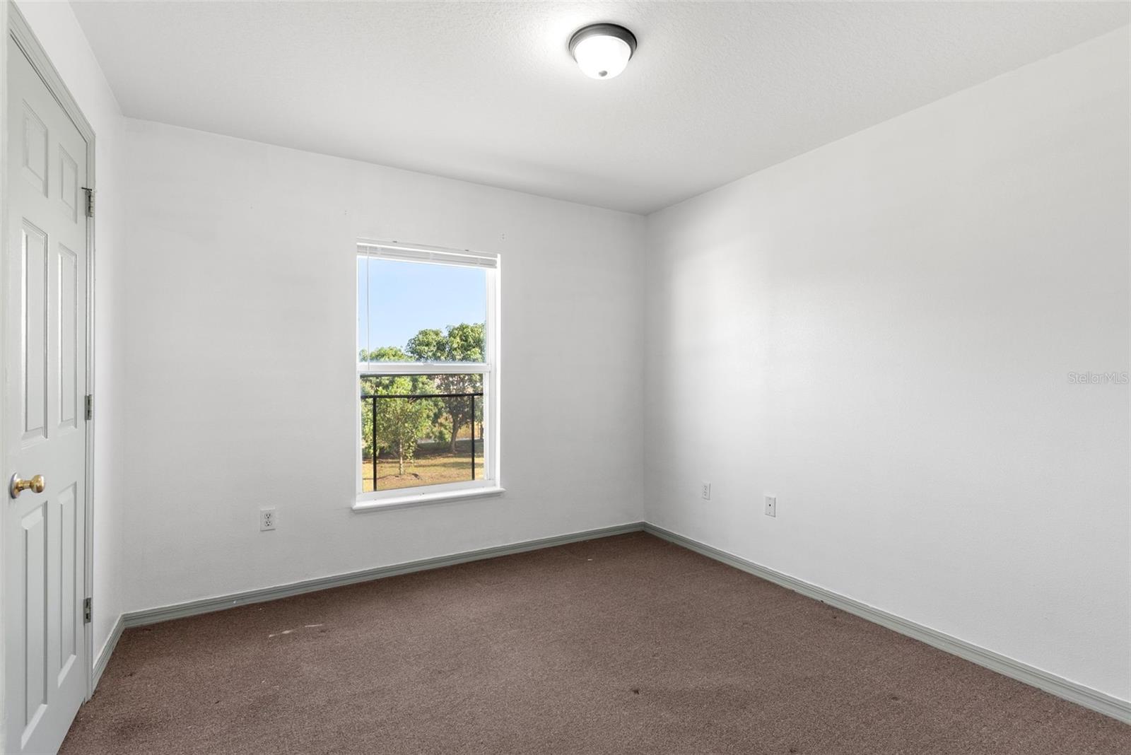 Image 30 of 37 For 125 Vista View Avenue