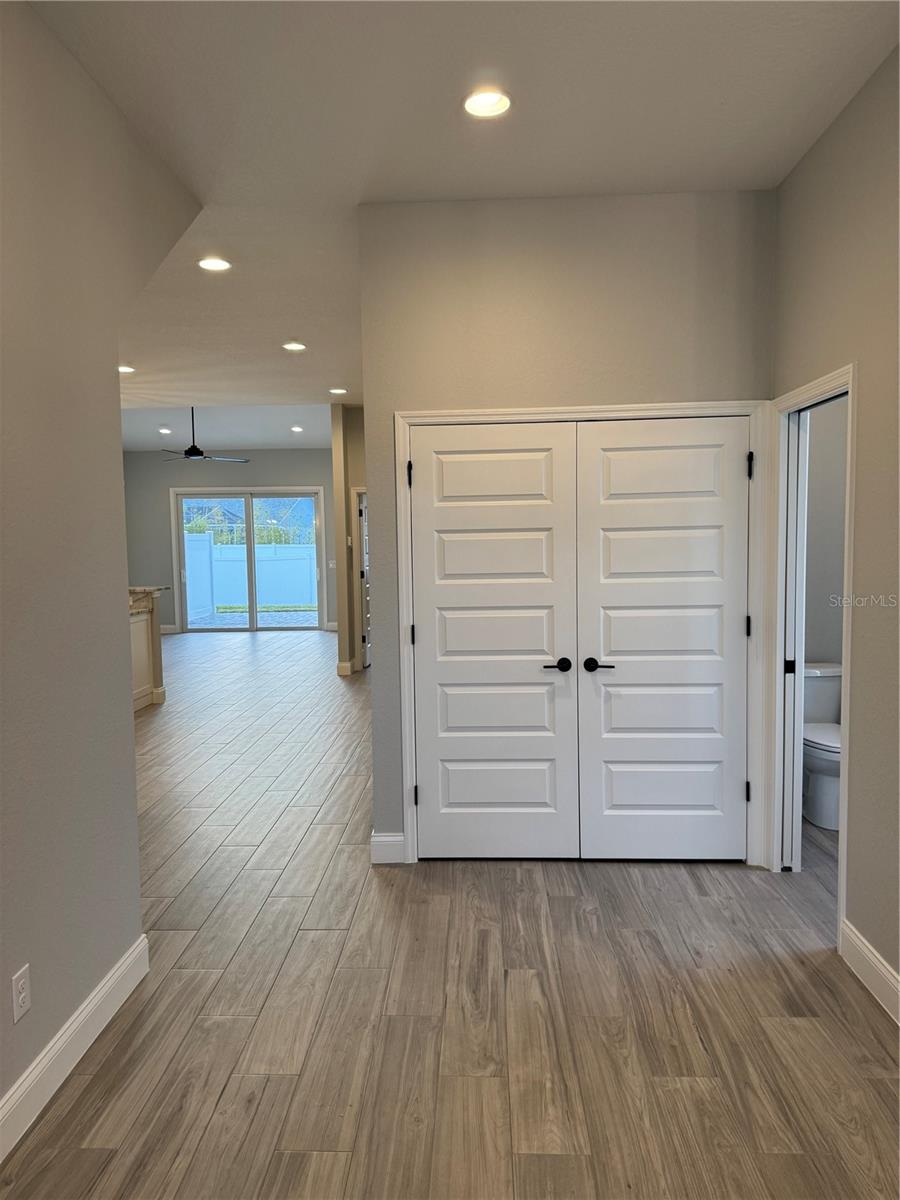 Image 5 of 72 For 1172 Windjammer Drive