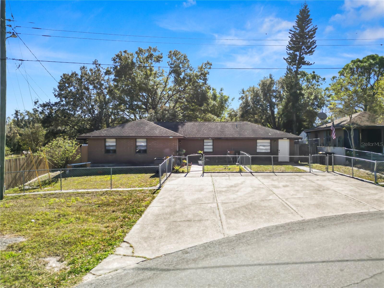 Image 17 of 24 For 3225 Crystal Hills Loop S 3227