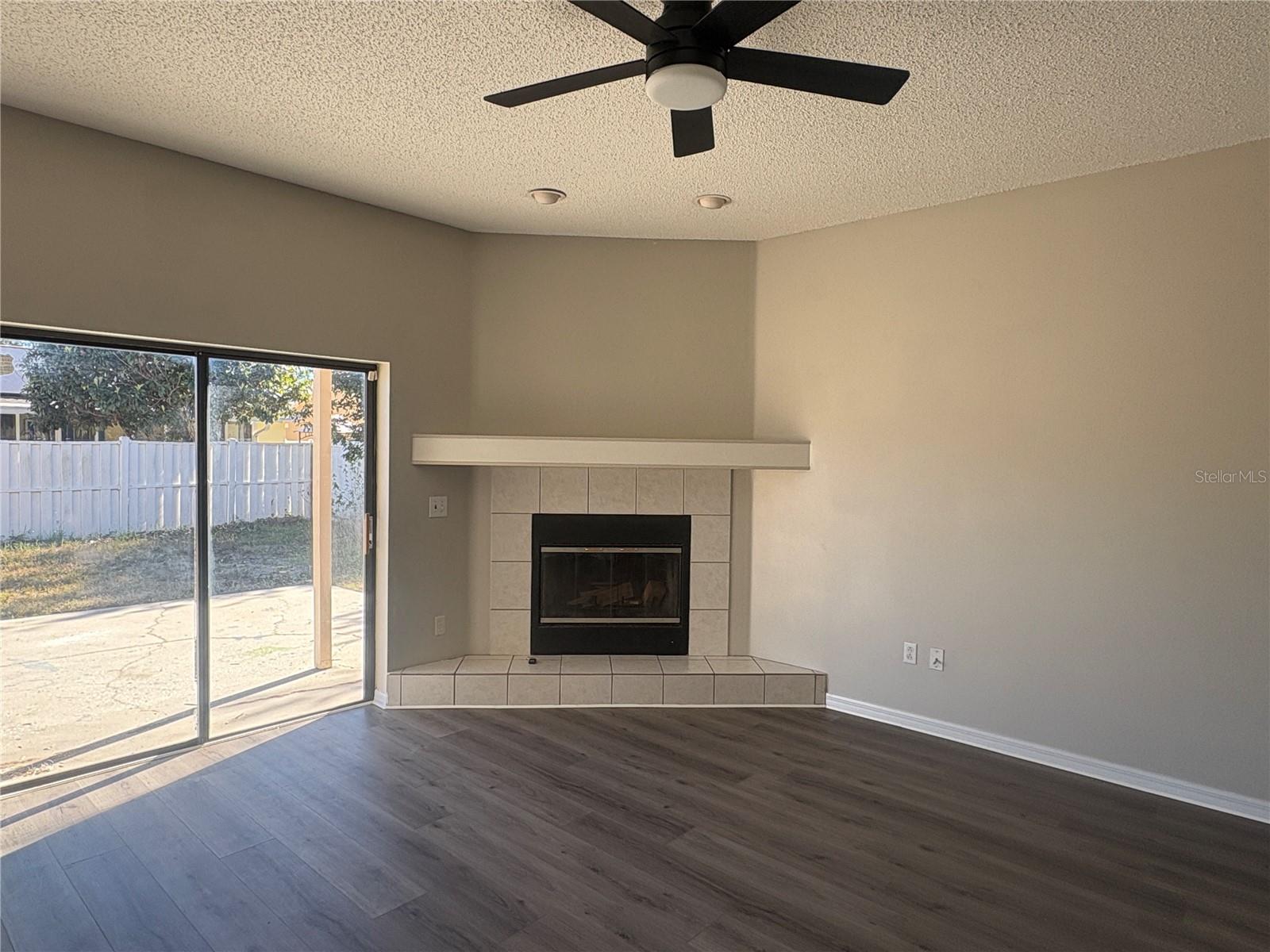 Image 9 of 18 For 4610 Copper Lane