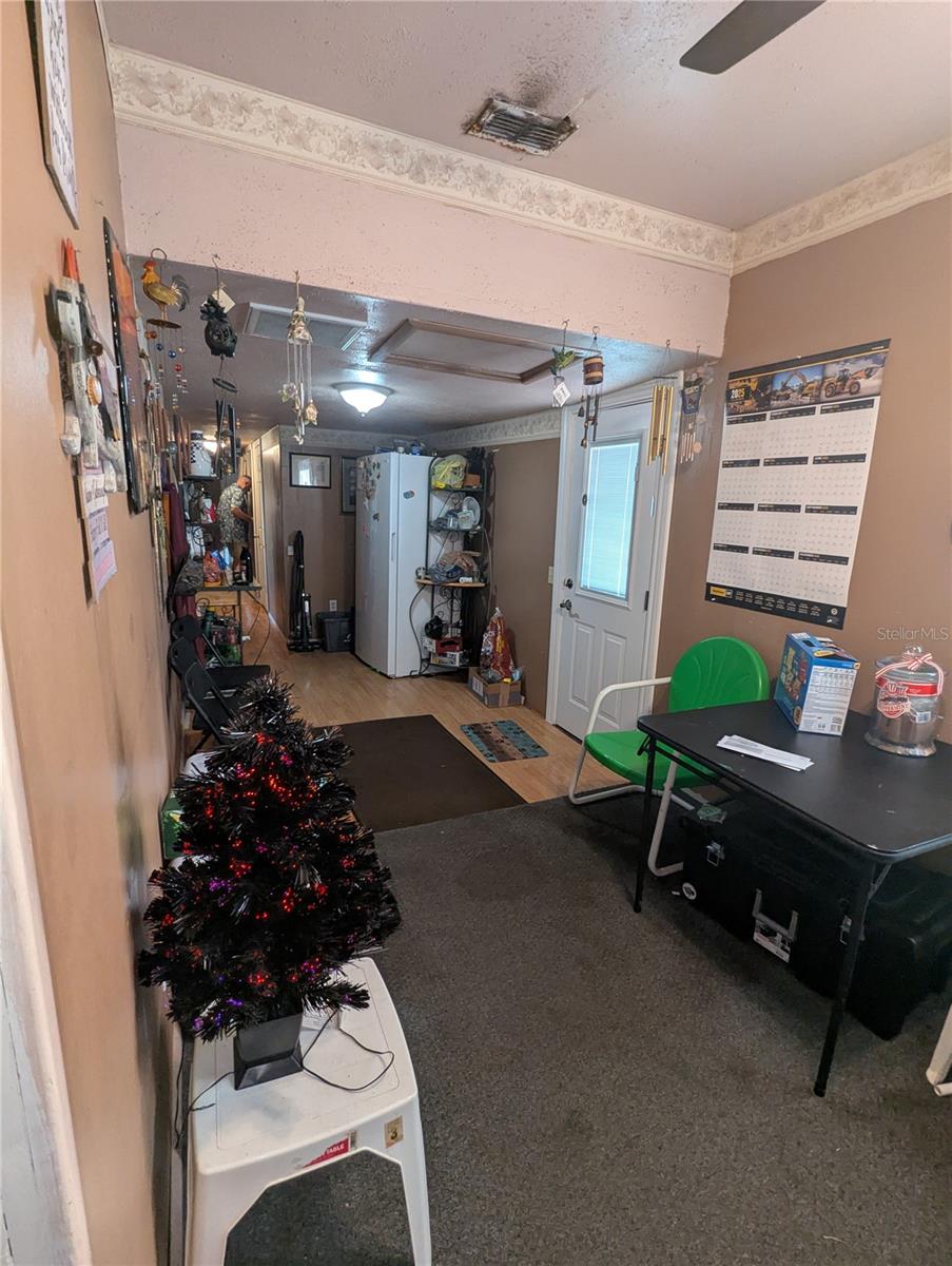 Image 12 of 15 For 402 Belleview Drive