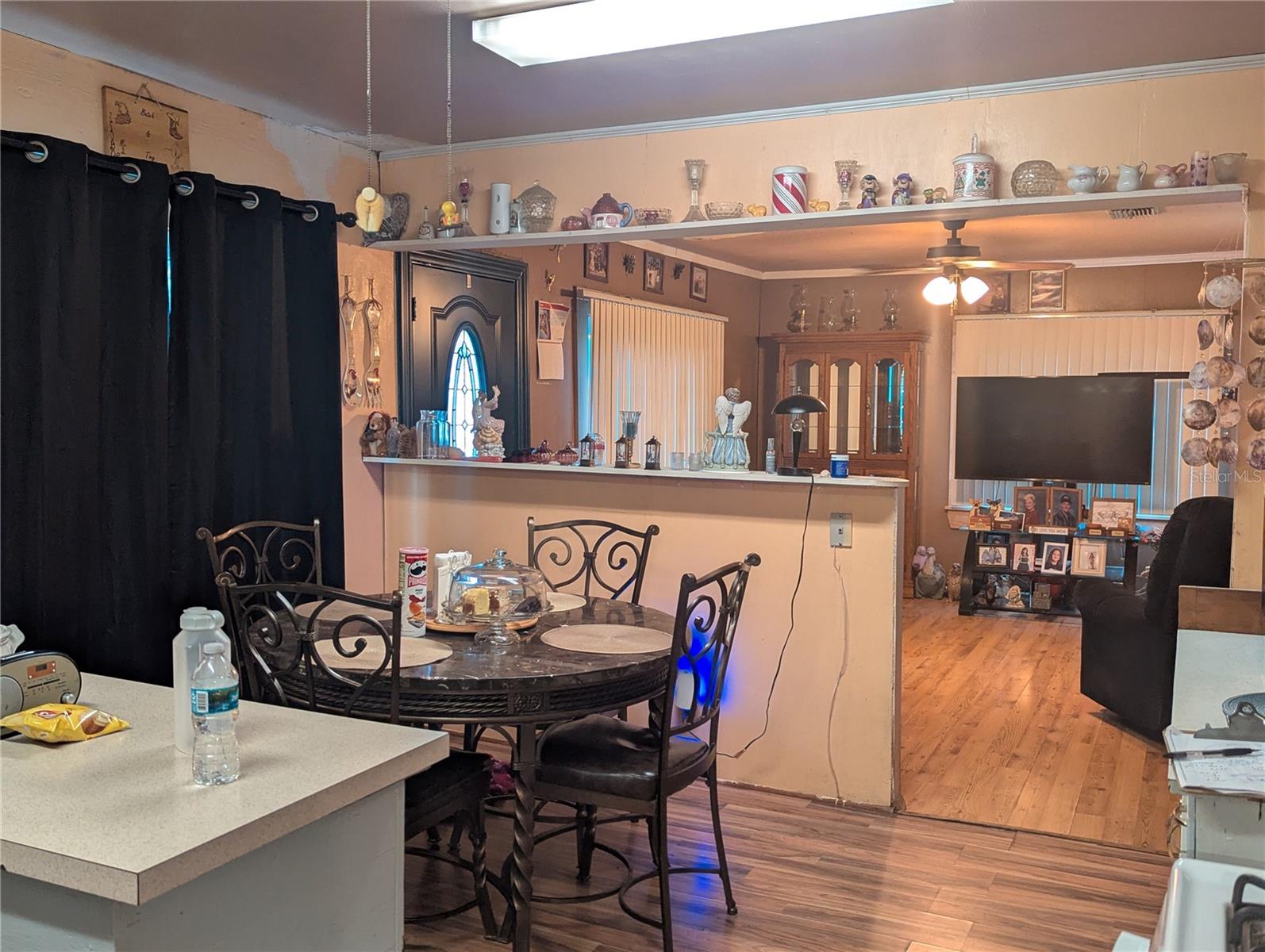 Image 6 of 15 For 402 Belleview Drive