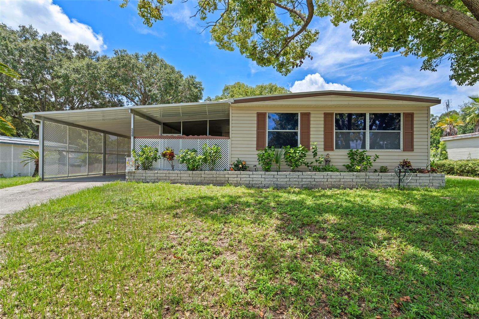 Image 2 of 35 For 5529 Golden Gate Boulevard