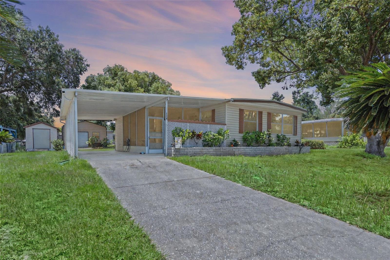 Image 34 of 35 For 5529 Golden Gate Boulevard