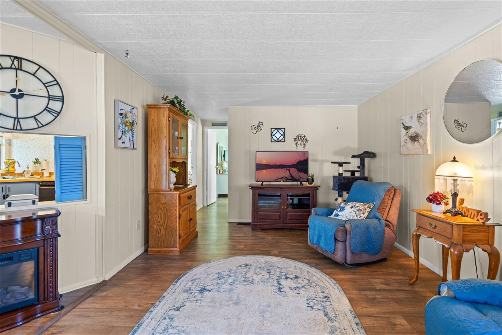 Image 8 of 35 For 5529 Golden Gate Boulevard