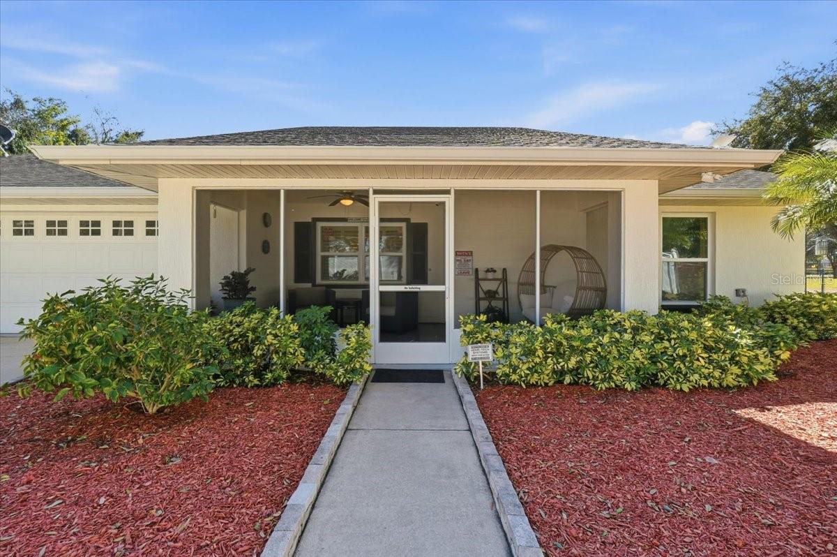 Image 12 of 58 For 173 White Cliff Boulevard