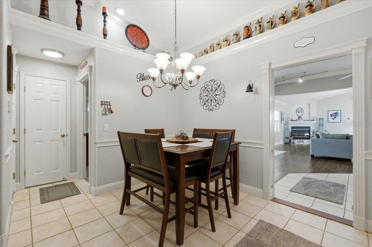 Image 20 of 58 For 173 White Cliff Boulevard