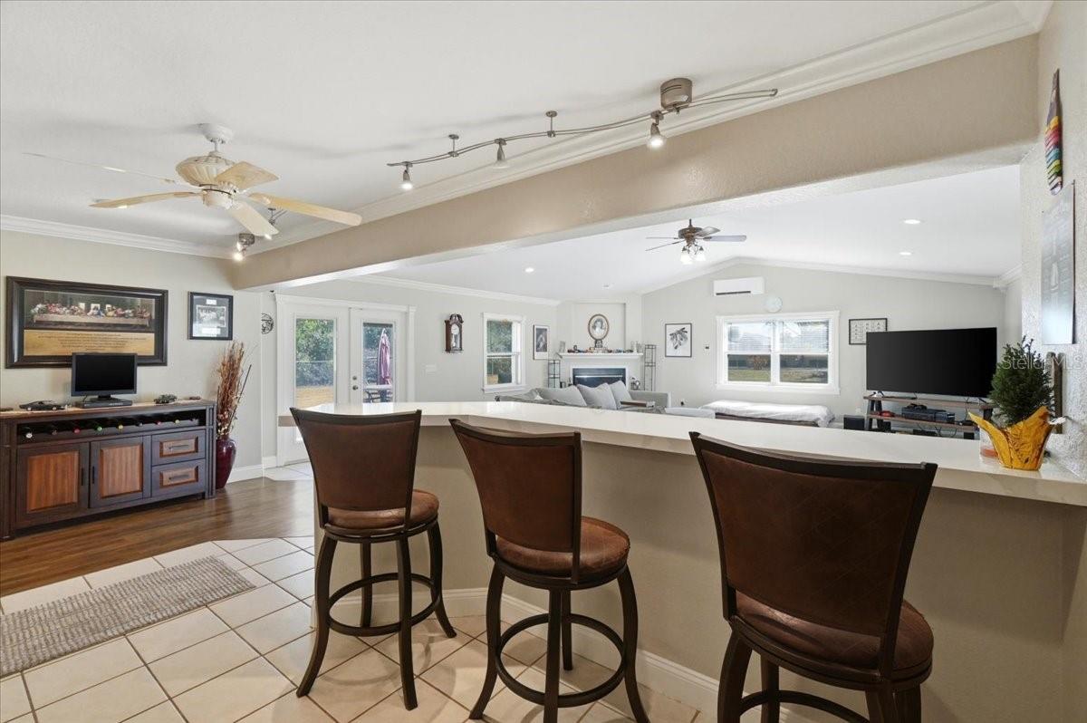 Image 28 of 58 For 173 White Cliff Boulevard