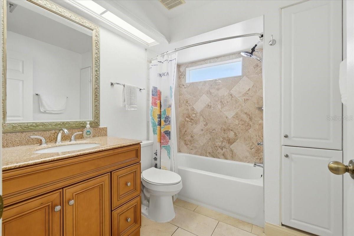 Image 42 of 58 For 173 White Cliff Boulevard