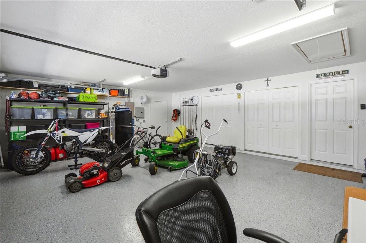 Image 48 of 58 For 173 White Cliff Boulevard