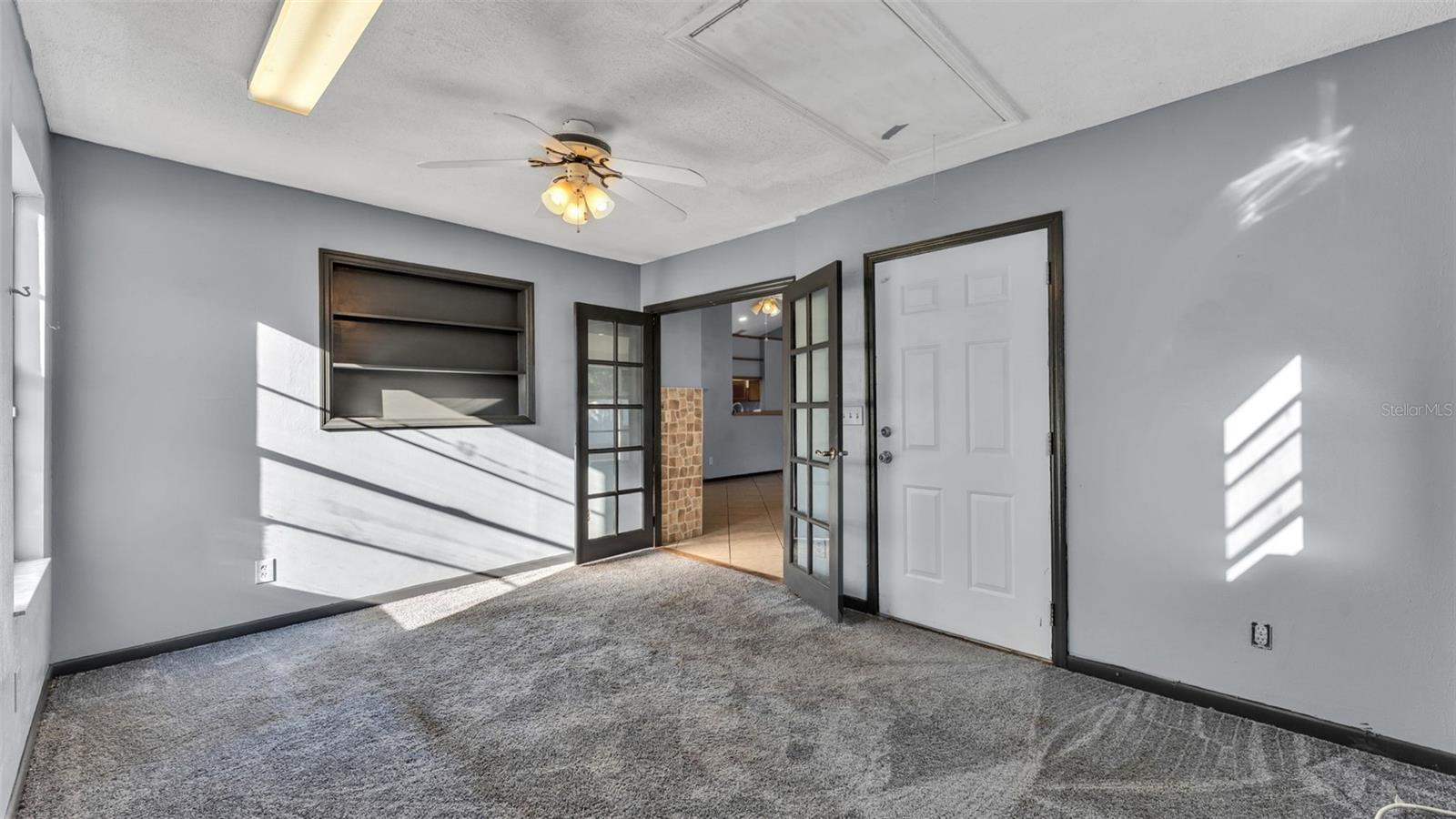 Image 25 of 41 For 6852 Palomino Drive