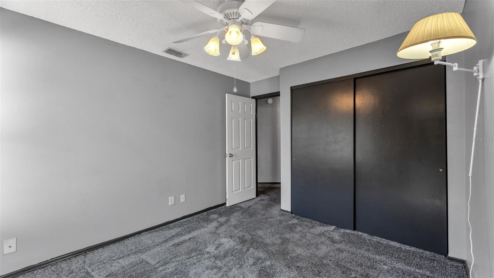 Image 31 of 41 For 6852 Palomino Drive