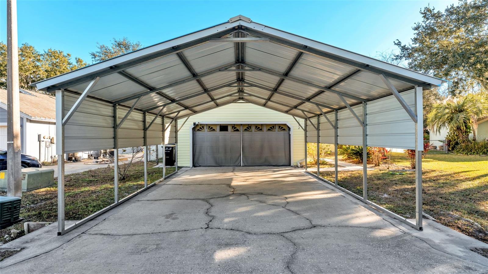 Image 4 of 41 For 6852 Palomino Drive