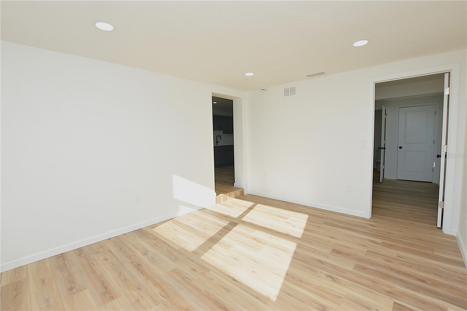 Image 14 of 36 For 2919 Hickory Street Nw