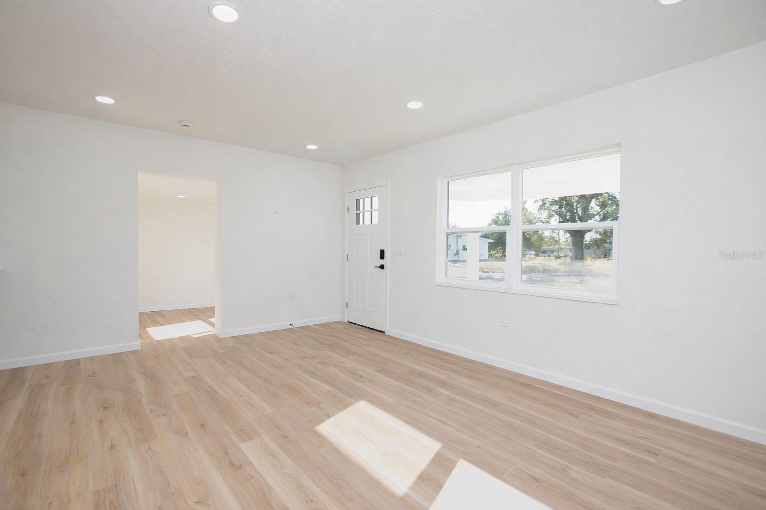 Image 4 of 36 For 2919 Hickory Street Nw