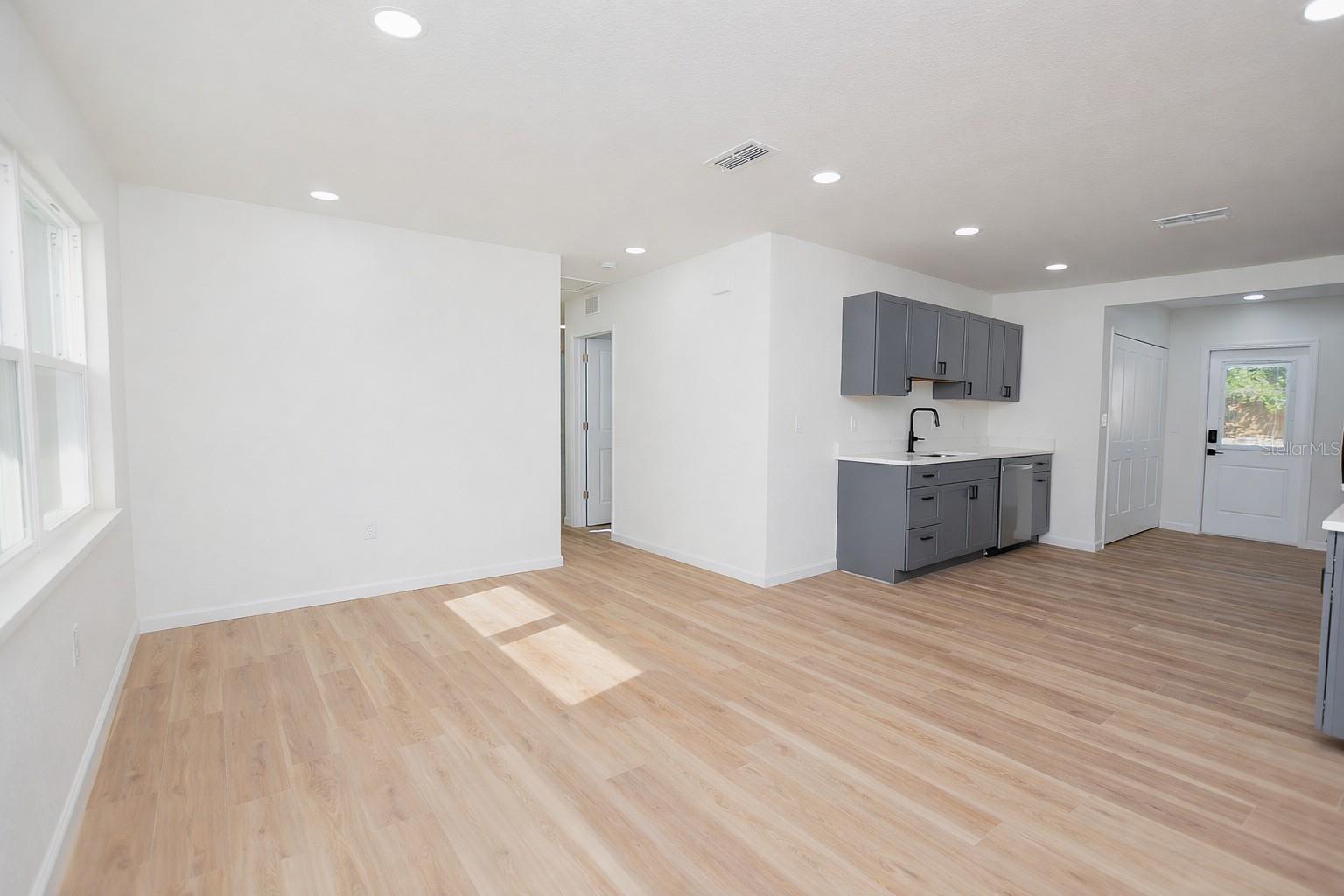 Image 5 of 36 For 2919 Hickory Street Nw