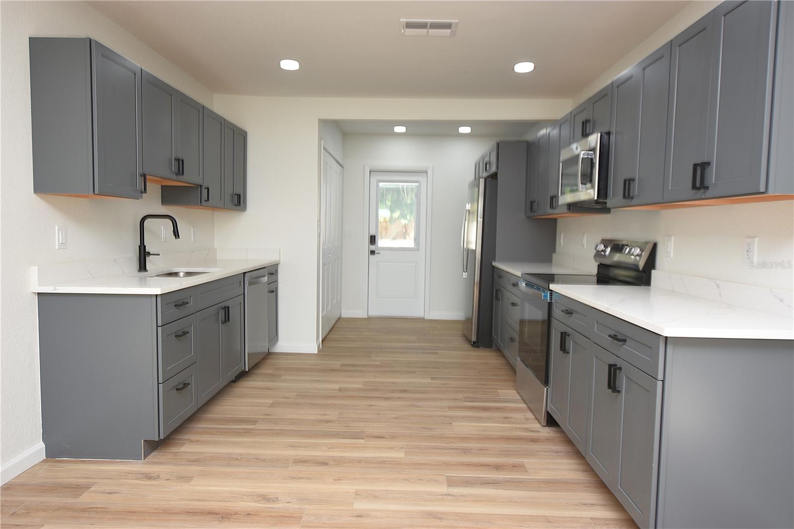 Image 6 of 36 For 2919 Hickory Street Nw