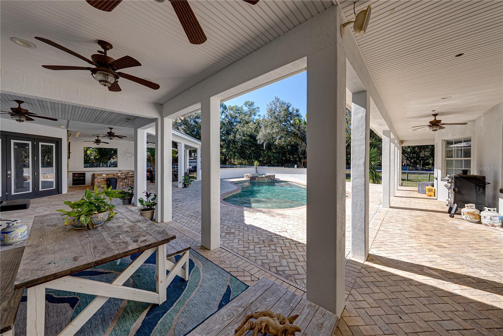 Image 34 of 80 For 209 Frenchmans Creek Way