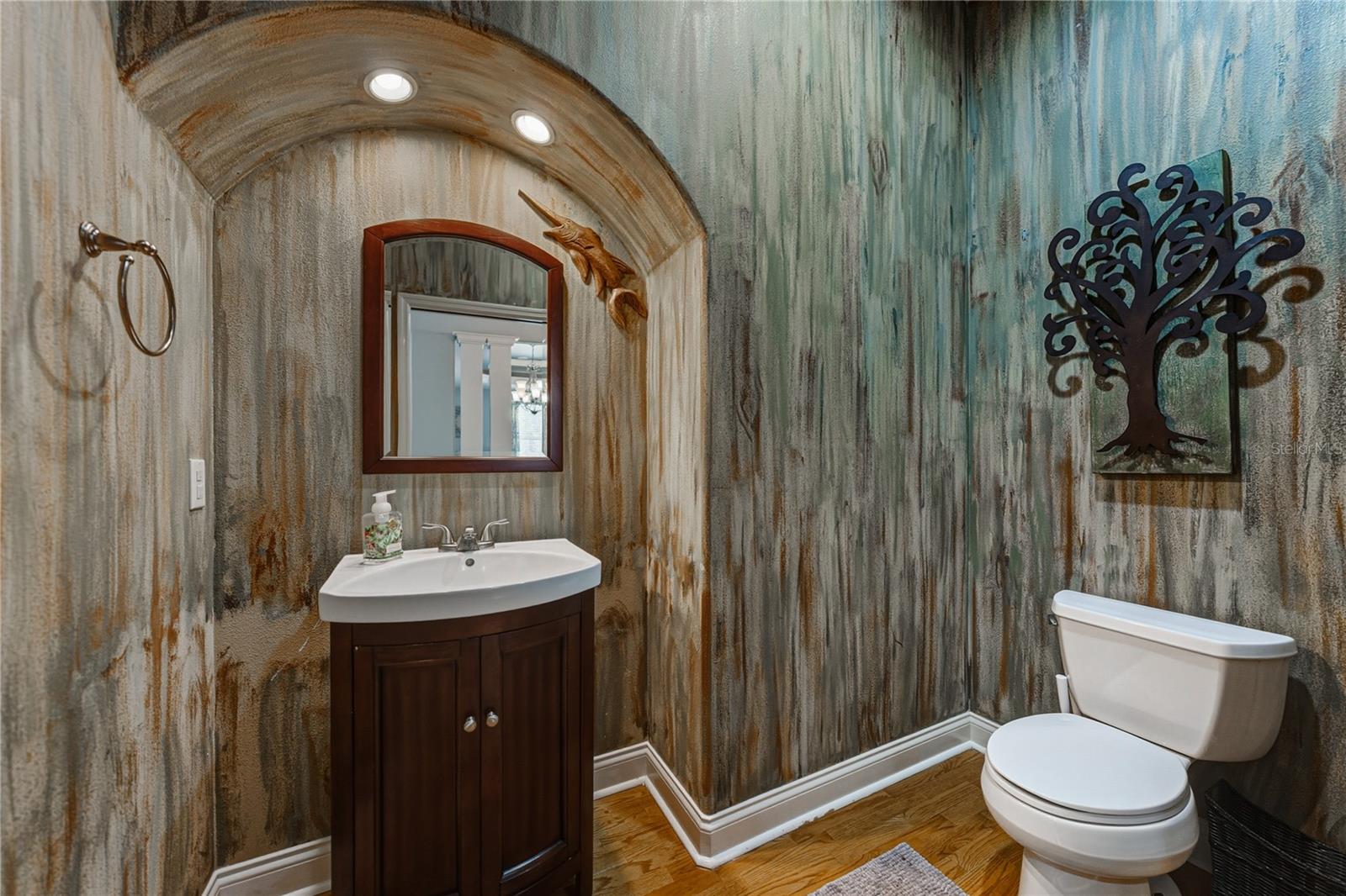 Image 47 of 80 For 209 Frenchmans Creek Way