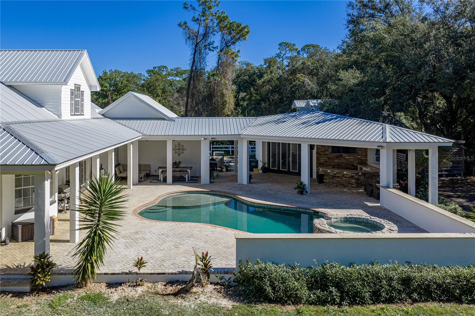 Image 53 of 80 For 209 Frenchmans Creek Way