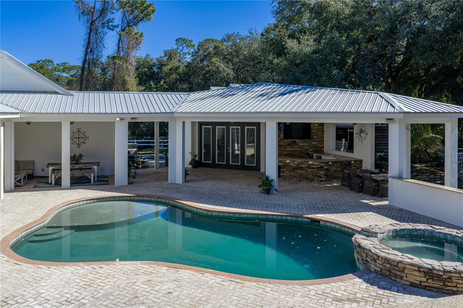 Image 57 of 80 For 209 Frenchmans Creek Way