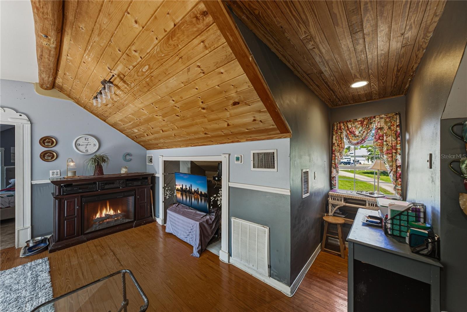 Image 66 of 80 For 209 Frenchmans Creek Way