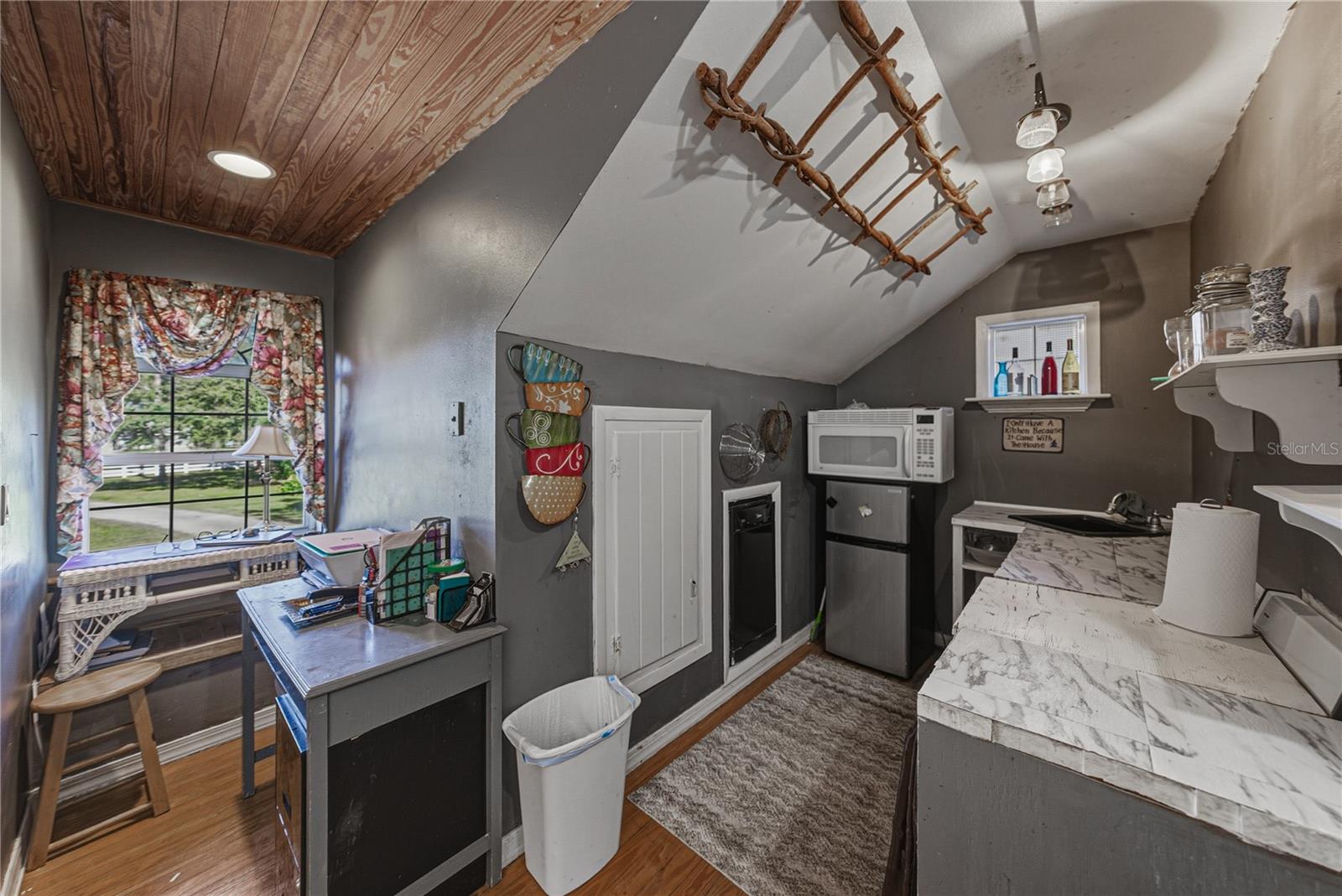 Image 68 of 80 For 209 Frenchmans Creek Way