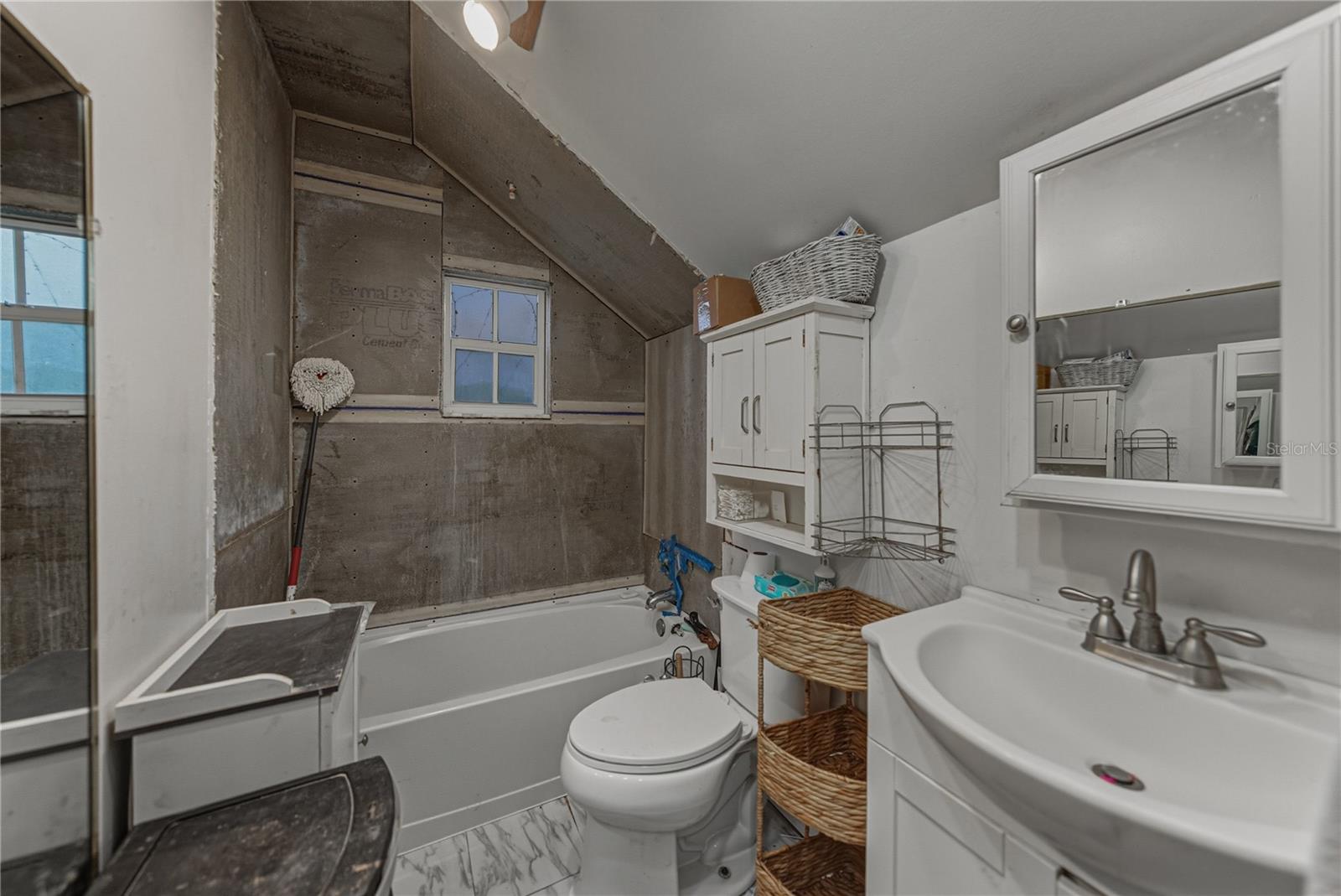 Image 69 of 80 For 209 Frenchmans Creek Way