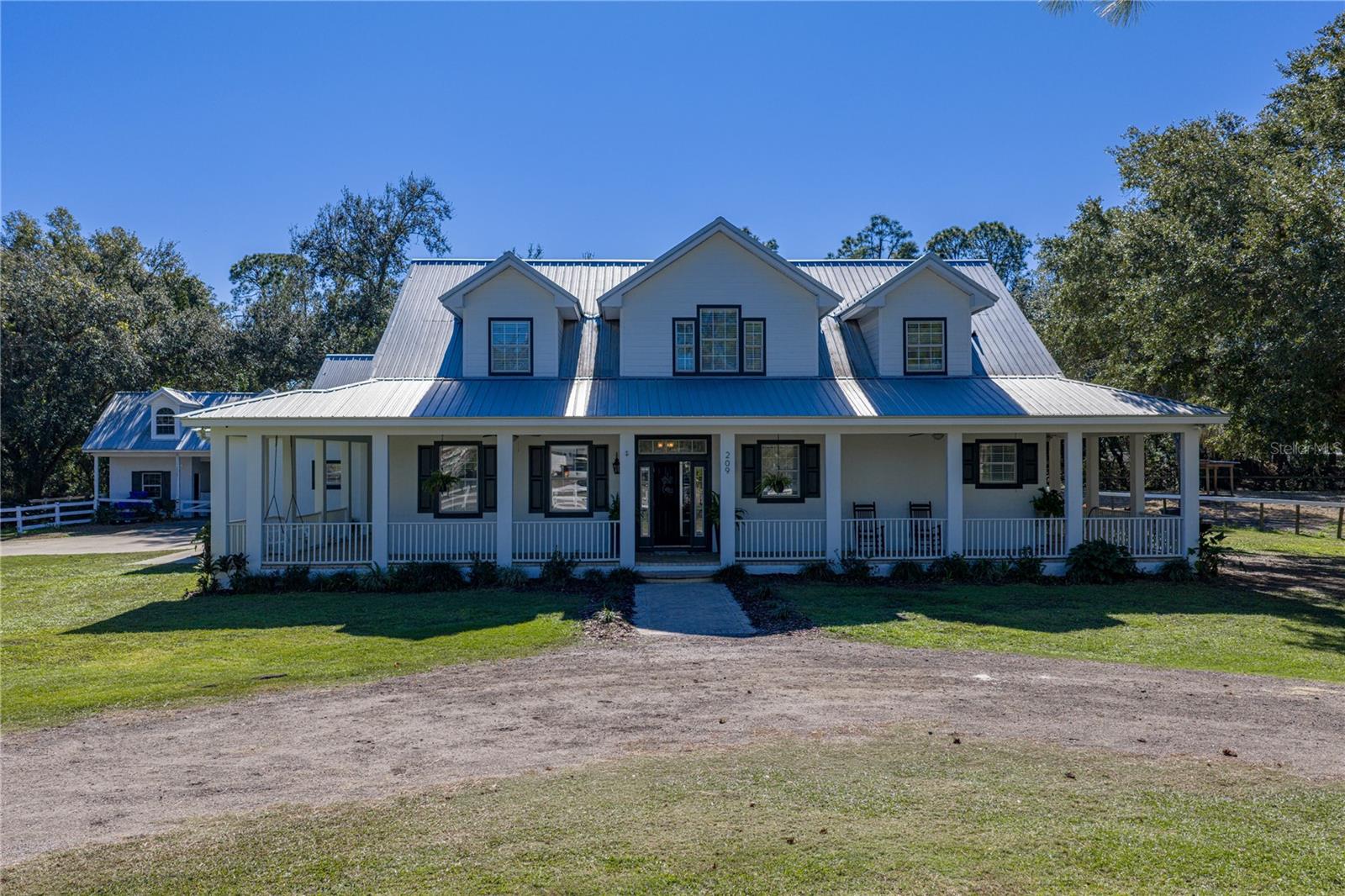 Image 8 of 80 For 209 Frenchmans Creek Way