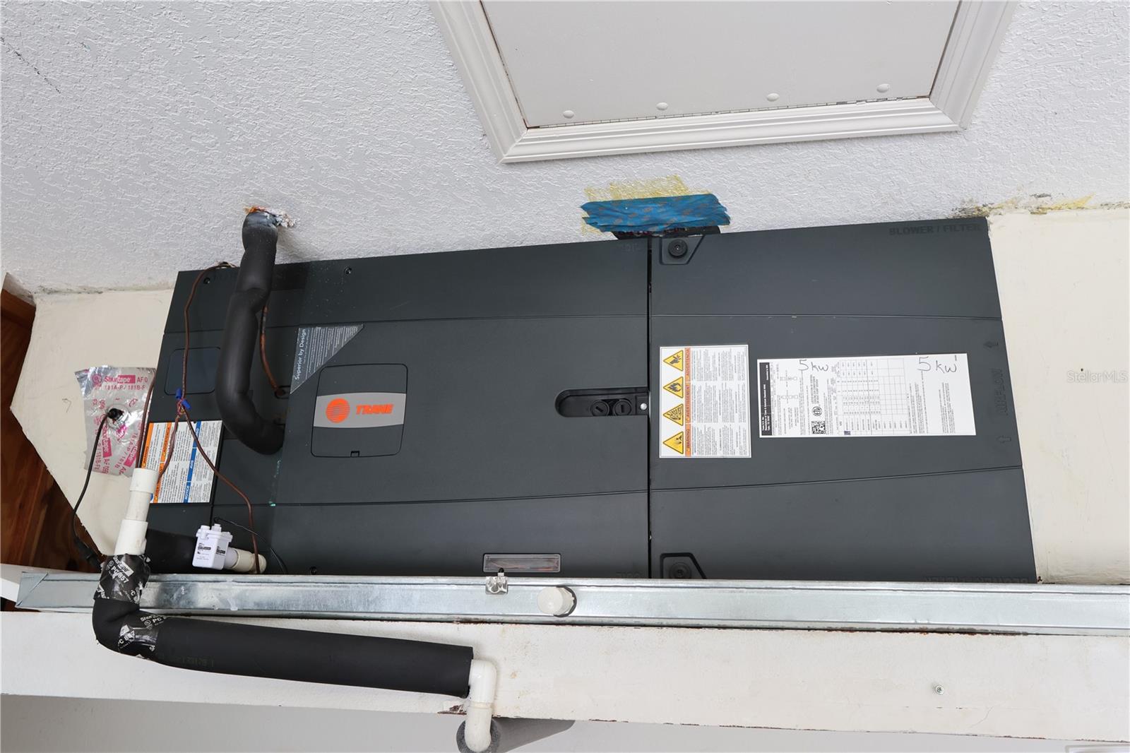 Image 40 of 44 For 114 Bergen Circle