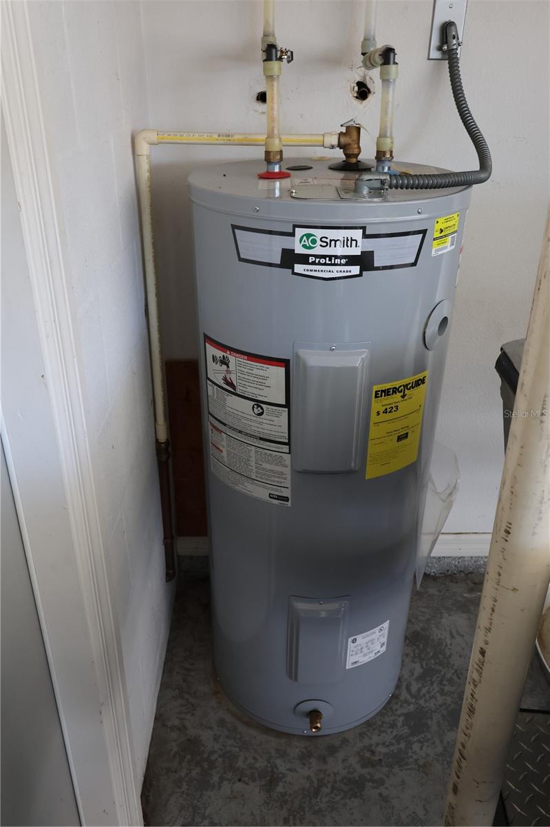 Image 43 of 44 For 114 Bergen Circle