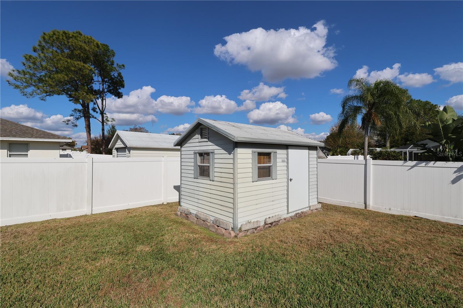 Image 9 of 44 For 114 Bergen Circle