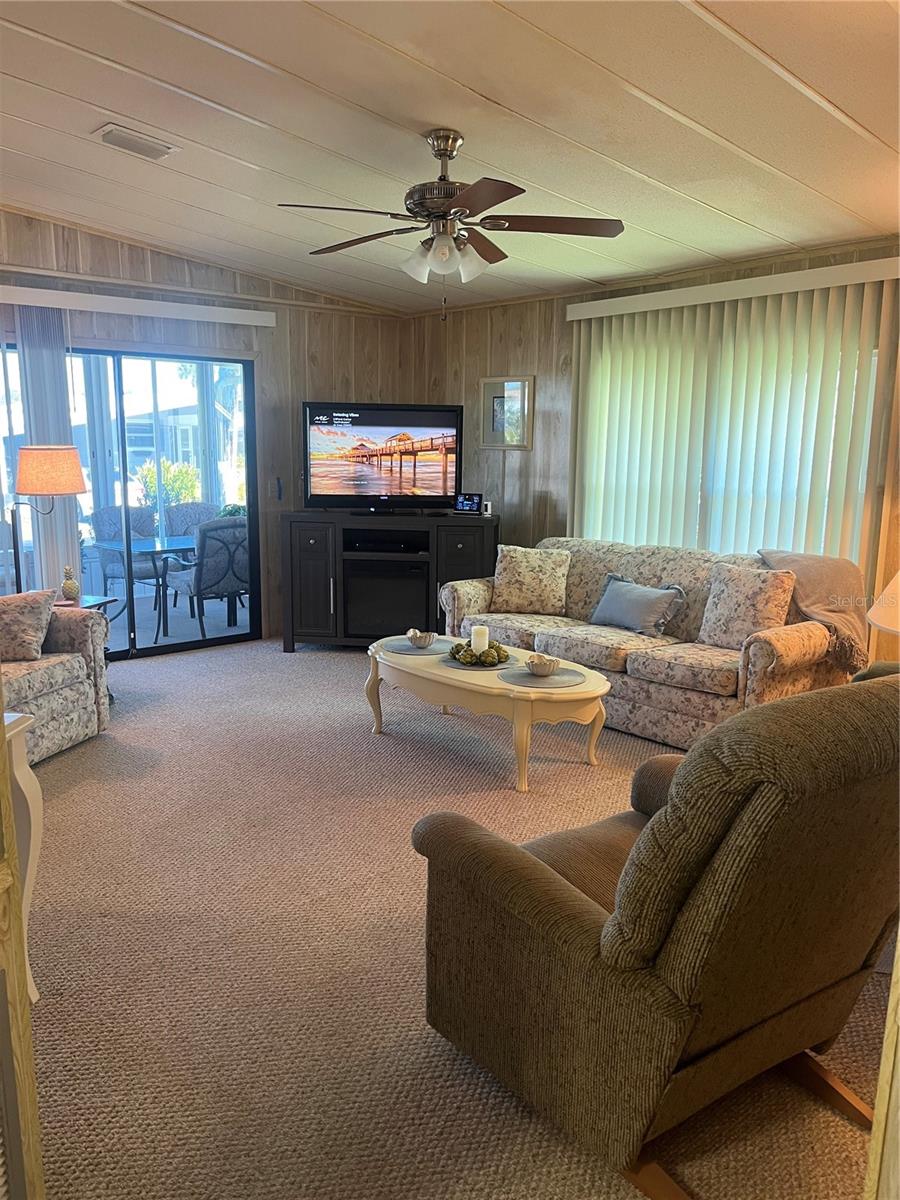 Image 8 of 29 For 96 Parson Drive