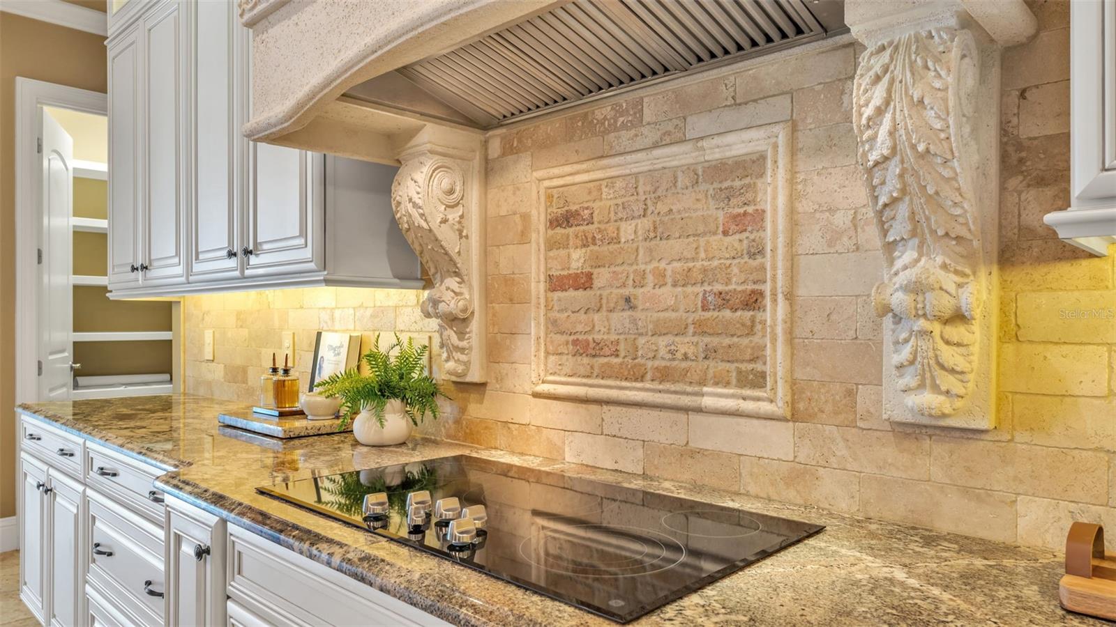 Image 15 of 74 For 2945 Saddle Ridge Lane