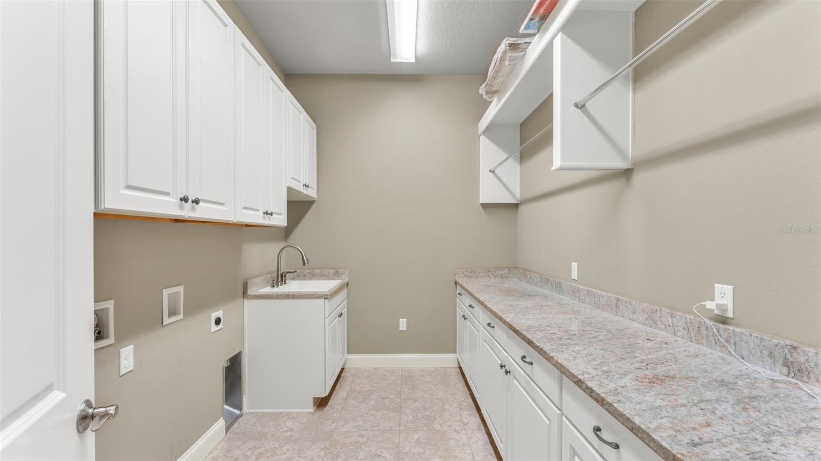 Image 43 of 74 For 2945 Saddle Ridge Lane