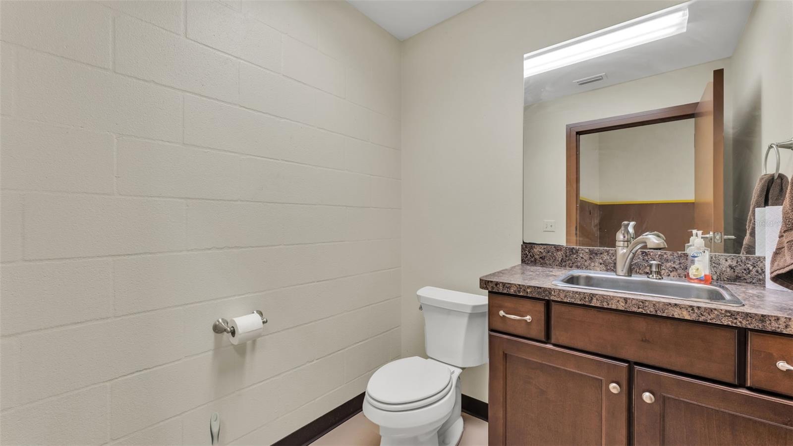 Image 59 of 74 For 2945 Saddle Ridge Lane