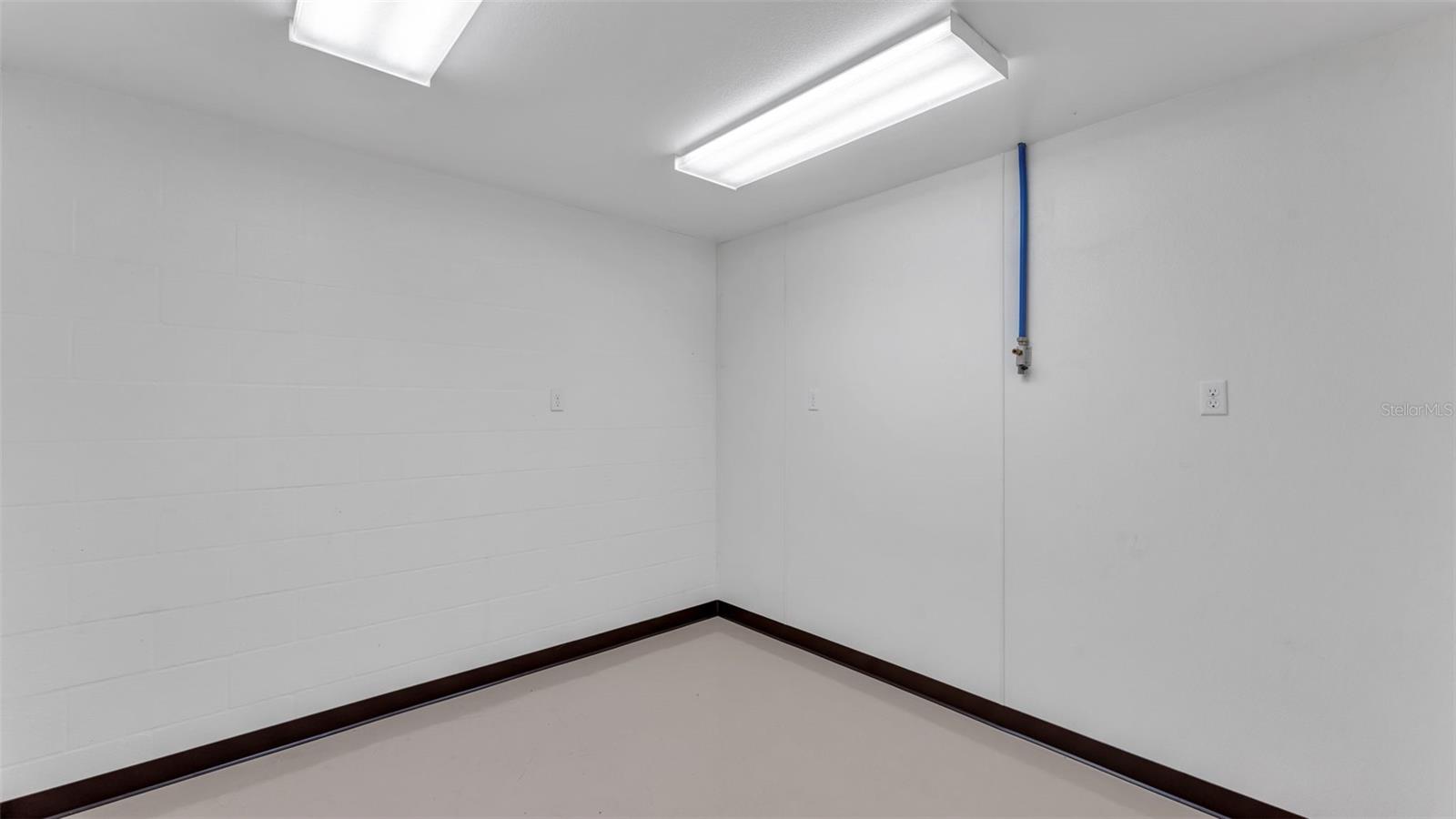 Image 63 of 74 For 2945 Saddle Ridge Lane