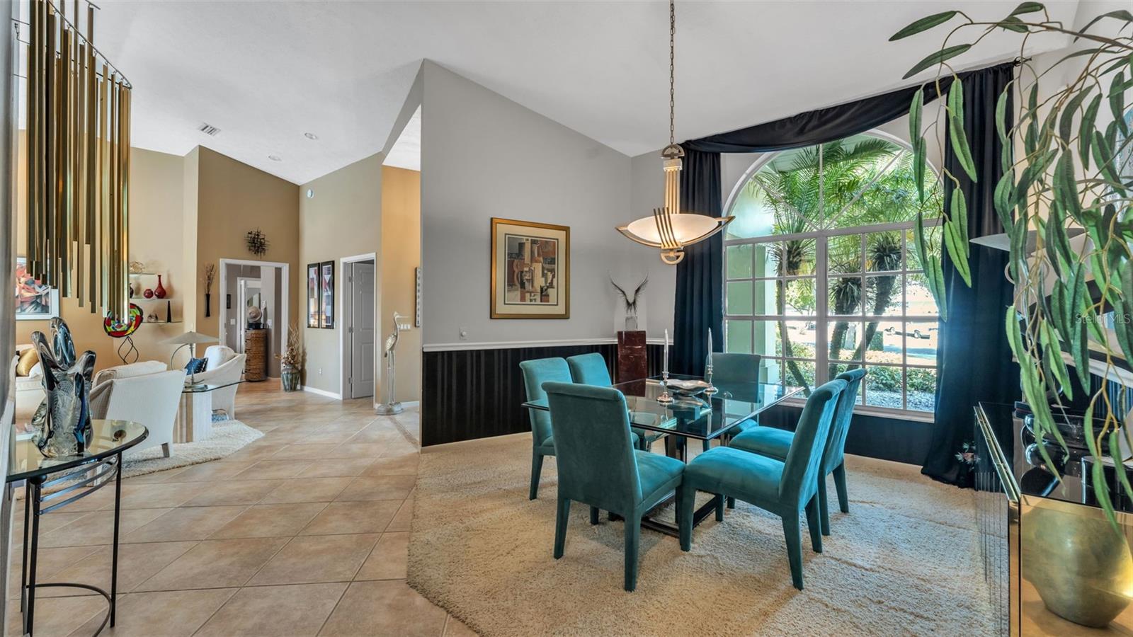 Image 17 of 76 For 2711 Fairway Drive