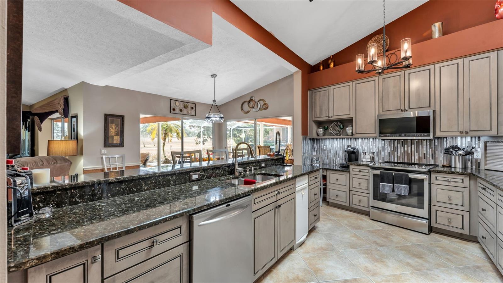 Image 34 of 76 For 2711 Fairway Drive