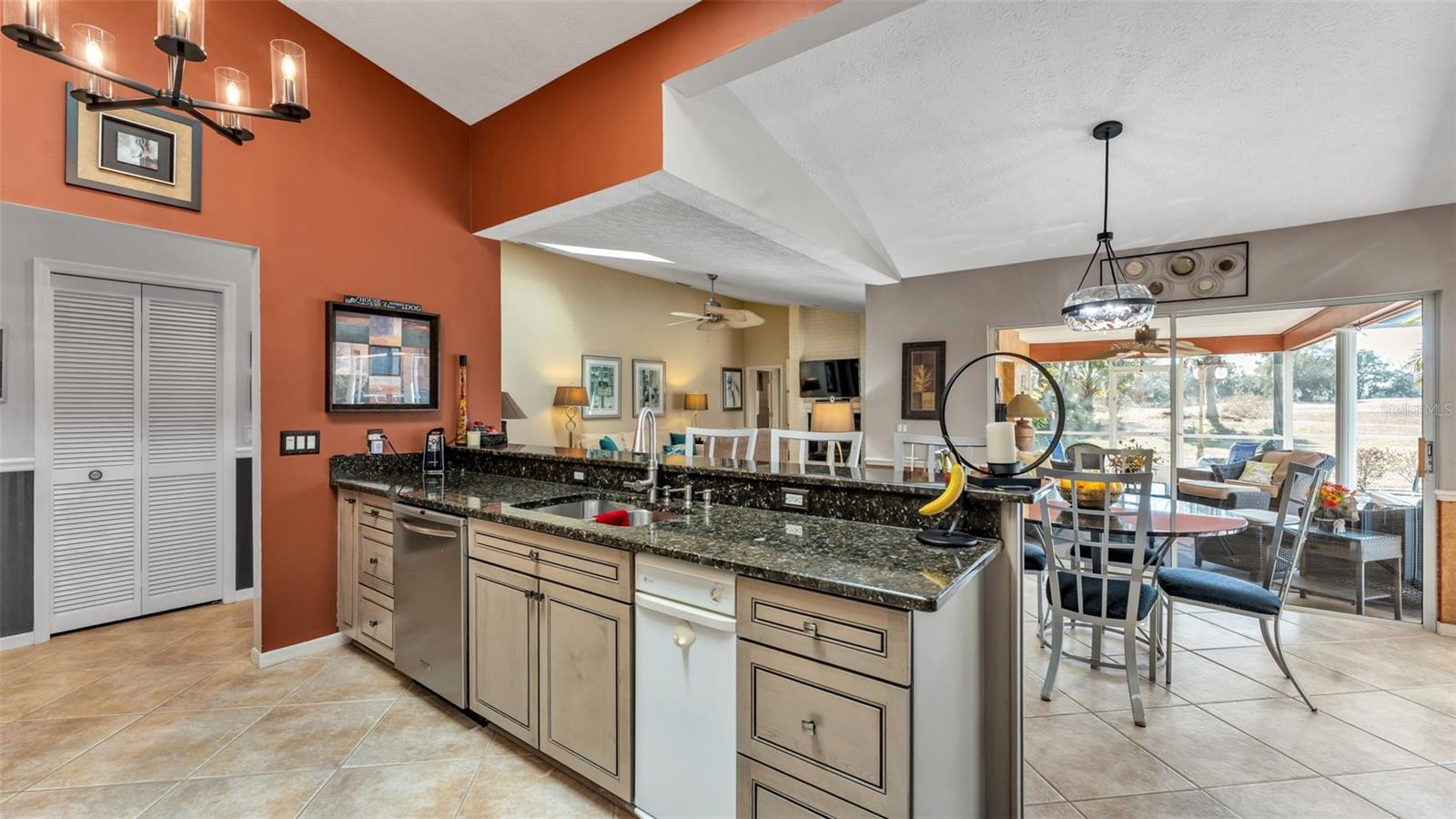 Image 40 of 76 For 2711 Fairway Drive